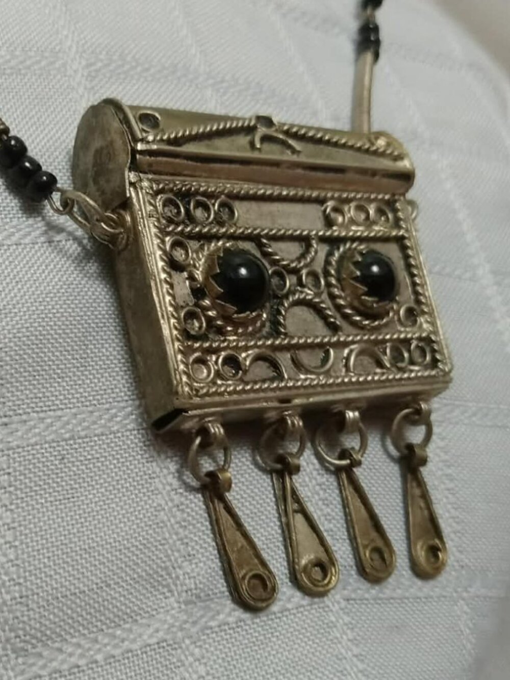 Stunning handmade vintage necklace Harari/Hirz amulette/prayer box antique